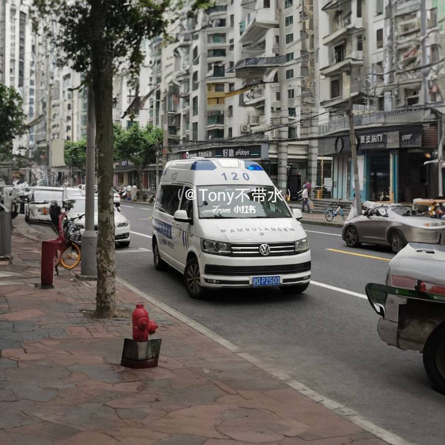北京中国人民解放军总医院第六医学中心长途救护车