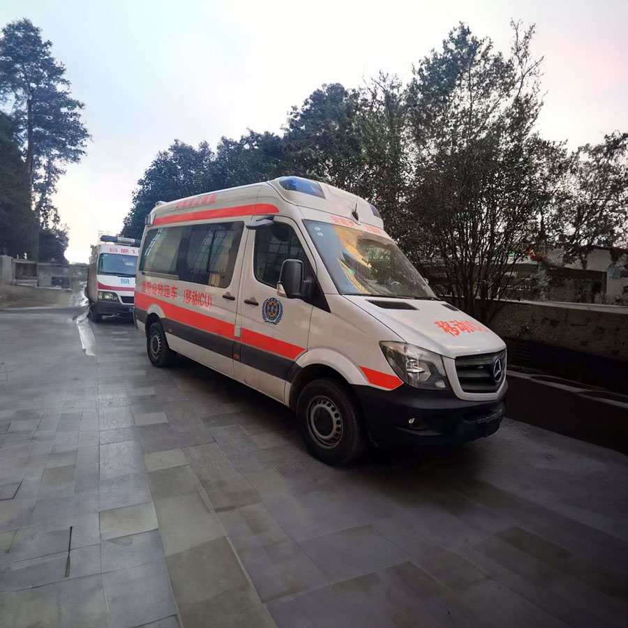 北京口腔医院（西红门部）哪里有救护车租赁