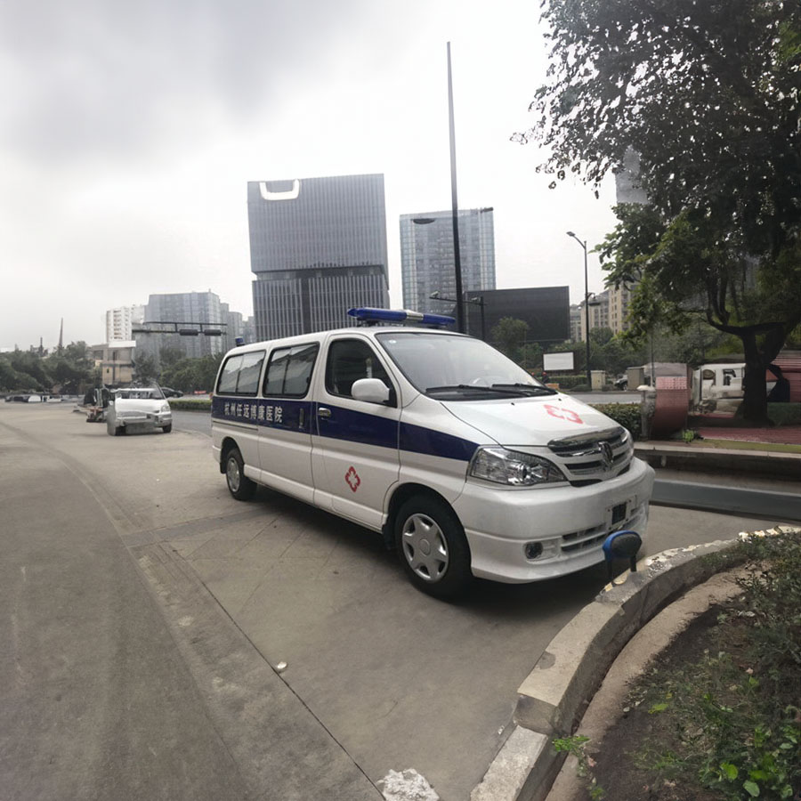 私人救护车租车收费